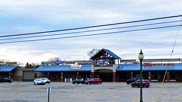 Big Boy Restaurants (Elias Brothers, Elias Bros) - Wyoming - Rogers Plaza (newer photo)